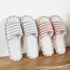 Pantuflas gruesas a rayas, de suela suave para interior, ligeras y transpirables, adecuadas para todas las estaciones, de lino, para parejas, hombres y mujeres, para viajes, uso en casa y para recibir invitados.