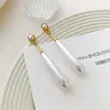 Brincos de Pérola Branca para Mulheres 2025 Estilo Quente Novo Tendência Luxo Acessível Nicho Brincos de Alta Qualidade Brincos Barrocos