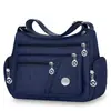 Bolso bandolera casual versátil para mujer, gran capacidad, bordado de patrón de diamante, bolso de hombro simple, almacenamiento de tres capas, bolso para mujer de mediana edad