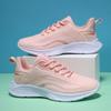 Sapatos Esportivos e de Lazer Femininos Atacado Primavera e Outono Novos Vazados Malha Única Tecido Fly Baixo Corte Solado Macio Leves Tênis de Corrida Femininos