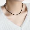 Collar de acero de titanio con perlas de agua dulce y cuentas de cristal negro natural puntiagudo de estilo coreano, collar de clavícula de alta calidad para mujer
