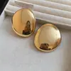Pendientes metálicos geométricos plisados transfronterizos europeos y americanos, sensación de lujo ligero y alta gama, estilo minimalista, accesorios para la oreja únicos y versátiles
