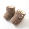 25 Sapatos Espessos de Outono e Inverno para Crianças Pequenas com Solado Macio, Sapatos e Meias Quentes para Bebês, Meias de Chão para Bebês Cor Sólida Antiderrapantes, Sapatos para Recém-Nascidos