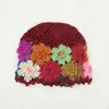 Nuevo Sombrero de Ganchillo Hecho a Mano con Flores de Colores para Primavera y Otoño para Mujer, Estilo Versátil para Exteriores, Gorro Cálido para la Cabeza al por Mayor
