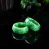Anillo de Jade Verde Jadeíta de Color Vibrante, Alta Calidad y Difícil de Encontrar, Anillo de Jade Verde Esmeralda para Hombres y Mujeres