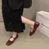 Sapatos Mary Jane Planos Pretos para Mulheres, Novo Estilo Francês 2023 Vermelho Estilo Festa Suaves Sapatos Mary Jane