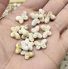 Carcasa acrílica tipo guijarro pequeño irregular con forma natural, cuentas para cadena de teléfono móvil hecha a mano DIY, accesorios para collar, venta al por mayor