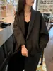 Abrigo de terciopelo de camello de doble cara para mujer 24 años nuevo estilo socialité de alto nivel abrigo largo de lana grueso de doble botonadura
