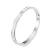 Pulsera de Acero Inoxidable de Moda Popular Transfronteriza para Mujer con Concha Dorada y Diamante, Brazalete de Moda para Mujer Joyería al por Mayor