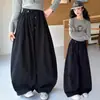 Calças para Meninas Outono 2026 Novo Estilo Calças Cenoura Estilosas Infantis Roupas de Outono para Menina Modelo Fino Casual Scimitar Calças de Secagem Rápida