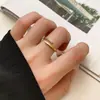 Estilo Frío Coreano ins Geométrico Poligonal Hueco Chica Anillo Mezclado y Apilado con Apertura Anillo para Dedo Índice Moderno
