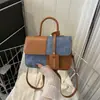 Bolso de mano texturizado de moda patchwork de este año 2025 verano para la oficina elegante bandolera pequeña cuadrada