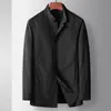 Chaqueta para Hombre 2026 Primavera y Otoño Nuevo Estilo para Hombres Jóvenes y de Mediana Edad, Top Casual con Cremallera y Cuello Alto, Abrigo Delgado de Lujo Ligero para Negocios