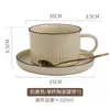 Juego de platillo para taza de café vintage taza especial para cafetería taza con diseño de flor tirada taza para latte taza de regalo hecha a mano un al por mayor