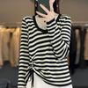 Tops Femininos de Outono Tricô Listrado de Duas Peças Falsas Manga Longa Gordinha mm Cobrindo a Barriga Look Emagrecedor Tricô Camiseta de Base