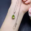 Colgante de plata de ley S925 con peridoto natural, simple, elegante, colgante de piedra preciosa versátil, cadena para la clavícula
