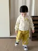 Conjunto de Moletom com Capuz para Meninos Zhe Li Roupas Infantis Novo Estilo Primavera 2026 Roupas Infantis Jaqueta e Calça para Bebê
