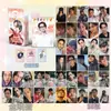 Diecisiete Tarjetas Pequeñas: Wonwoo, Jeonghan, Xu Minghao, Kim Mingyu Tarjetas Lomo Láser de Celebridades Postales