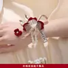 Flor de Muñeca para Dama de Honor de Boda Rosa Rosa Pulsera de Grupo de Hermanas Flor Suministros de Boda Flor de Mano para Grupo de Damas de Honor Boda