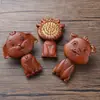 Bolsa Aromática de Sándalo Rojo Zodiacal Peine de Sándalo Masajeador de Piel Peine con Cojín de Aire Peine para Bebé de Un Año Peine Portátil de Dibujos Animados para Niños