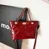 Bolso Bandolera Acolchado Retro Transfronterizo para Mujer 2025 Nuevo Bolso de Hombro de Alta Gama de Moda Bolso Tote Versátil para Viajar