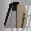Colección Otoño 2026: Chaqueta con cuello mao para hombres de mediana edad, Ropa exterior delgada informal de primavera/otoño para hombres mayores, Abrigo estilo papá