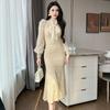 2026 Nova Moda Outono Roupas Femininas Estilo Francês Elegante Laço Redutor de Idade Cintura Marcada Manga Bufante Vestido Cauda de Peixe 70155