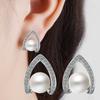 Pendientes elegantes de perlas de Corea del Sur para mujer, con diamantes incrustados, pequeños y frescos, joyería para las orejas.