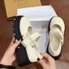 Zapatos Mary Jane Dulces Blancos con Tacón de Almohada y Punta Redonda Francesa para Mujer, Nuevo Modelo 2026, Suela Gruesa, Tacón Grueso, Estilo Japonés Versátil, Adecuados para Faldas