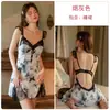 Lindo Conjunto de Camisola Sexy com Decote em V Profundo, Renda de Cetim com Estampa de Borboleta, com Bojos e Robe para Casa 6346