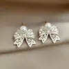 Brincos Vazados Novos Estilo Laço 2026 para Mulheres, Design Exquisito, Doce e Fresco, Brincos Novos Versáteis