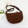 Bolsa de Ombro Única Tendência de Comércio Exterior para Dumpling 2026 Nova de Veludo Simples Casual Feminina Transversal Bolsa Feminina de Alto Valor