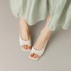 Sandálias Peep Toe Estilo Francês Femininas Verão 2025 Novas Abertas na Ponta com Salto Fino Bico Quadrado Elegante Versátil Salto Alto para o Dia a Dia