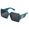Gafas de Sol de Lujo Accesible con Marco Grande de Estilo Europeo y Americano, Aspecto Adelgazante, Sencillas y Versátiles, Protector Solar Anti-UV 131 Rt026