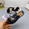 Sandalias de verano nuevas para niños en stock, zapatos para niños pequeños que se iluminan, sandalias para niños con suelas de poliuretano, sandalias para niños