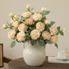 Rosas Chá de Três Cabeças Artificiais de Alta Qualidade com Borda Assada, Novo Arranjo de Flores para Decoração de Entrada de Casa Estilo Chinês, Adereços de Fotografia