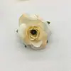 Spot casamento 4,5cm tecido de seda pequena cabeça de flor rosa rosa creme arranjo de flor artificial feito à mão DIY flor de tecido de seda