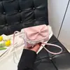 Bolsa de Ombro Doce com Laço Estilo Coreano para Mulheres Moda Outono 2025 Bolsa Pequena de Mão Transversal com Renda