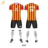 Uniformes de Fútbol Digitales Estampados de Cuerpo Completo Personalizados como un Juego Completo de Uniformes Transpirables de Secado Rápido para Clases de Fútbol Infantil