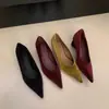 Zapatos de tacón de ante estilo hada con punta fina y tacón grueso para mujer, colección nueva 2026, tacones altos versátiles y elegantes para el trabajo y el uso diario