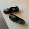 2026 Estilo Coreano Bico Redondo Estilo Britânico Mocassins Simples Corte Profundo Salto Grosso Sapatos Únicos Para Ir ao Trabalho Slip-ons Retrô Sapatos Pequenos de Couro