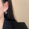 Pendientes de amor hueco de viento frío para mujer, verano 2022, nuevos pendientes de moda, diseño avanzado, sentido de nicho, elegantes pendientes