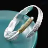 Pulseira de Pena Masculina Tendência High-End Nicho Retrô Takahashi Abertura Ajustável Versátil Pulseira Masculina