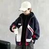 Ropa para niños para niño, chaqueta de otoño 2026 modelo nuevo, estilo primavera y otoño, cortavientos desmontable tres en uno de otoño para niños medianos y grandes