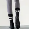 Calcetines de Yoga para Mujer, Antideslizantes con Puntos de Goma, de Media Pantorrilla para Interiores, Casual para Exteriores, Estilo Coreano, Calcetines Deportivos Doble Barra para Maternidad
