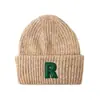 Gorro de lana con letra R de celebridad de internet estilo coreano para mujer, moderno y versátil, hace que la cara se vea más pequeña, gorro de punto para otoño e invierno, gorro cálido para clima frío
