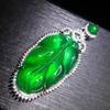 Pingente de Folha de Calcedônia Verde Natural Gelo Alto Incrustado em Prata S925 Feminino Pingente Verde Yang Galhos Dourados e Folhas de Jade Presente