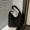 Bolsa Grande de Veludo Cotelê para Mulheres, Grande Capacidade, Bolsa Tote Artística e Versátil, Nova Bolsa de Ombro Único Estilo Coreano 2026 para Mulheres