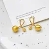 Aretes de Plata con Baño de Oro Real, Aguja de Plata, Cruz y Bola, para Mujer, de Nicho, Sencillos, de Moda, Versátiles, Lujo Accesible y Sensación de Alta Gama