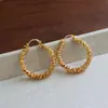 Pendientes Plateados Irregulares en Forma de C, Modernos y Exquisitos, con un Toque de Lujo Ligero y de Alta Gama, Pendientes Vintage Exagerados con un Diseño Único